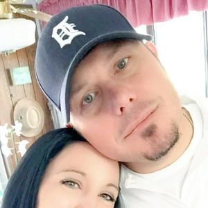 Meet your Posher, Derek